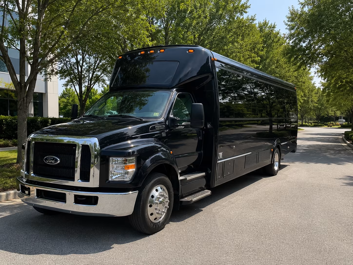 25 Passenger Party Bus Exterior