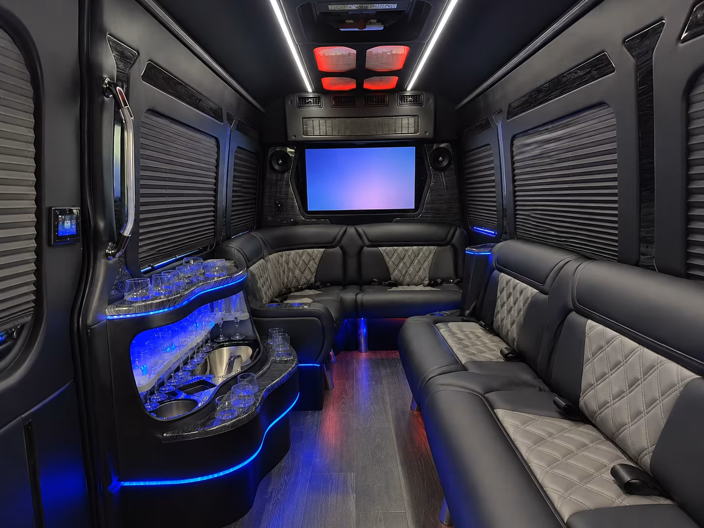 Jersey City Airport Shuttle & Transportation party bus exterior