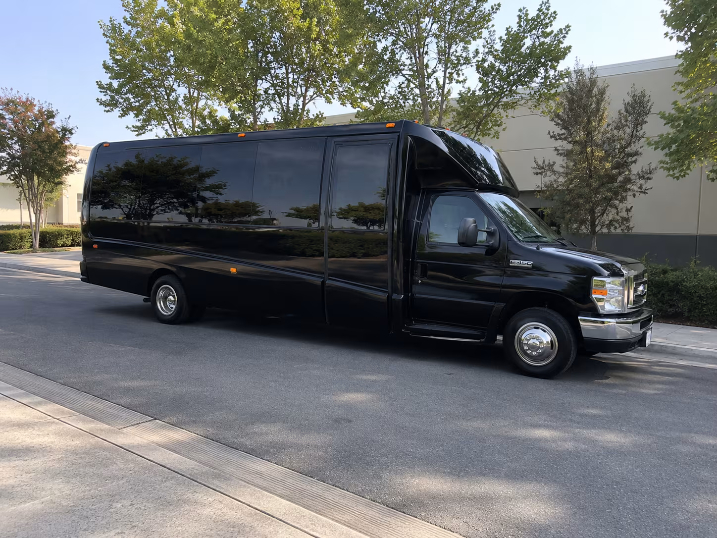 Jersey City Birthday, Sweet 16, & Quinceañera Transportation onboard seating