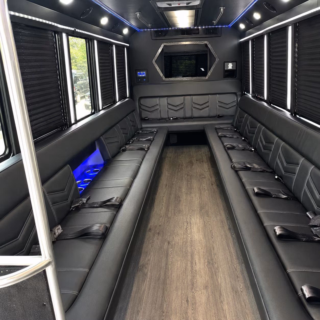 Jersey City Winery Tour & Pub Crawl Transportation group transportation
