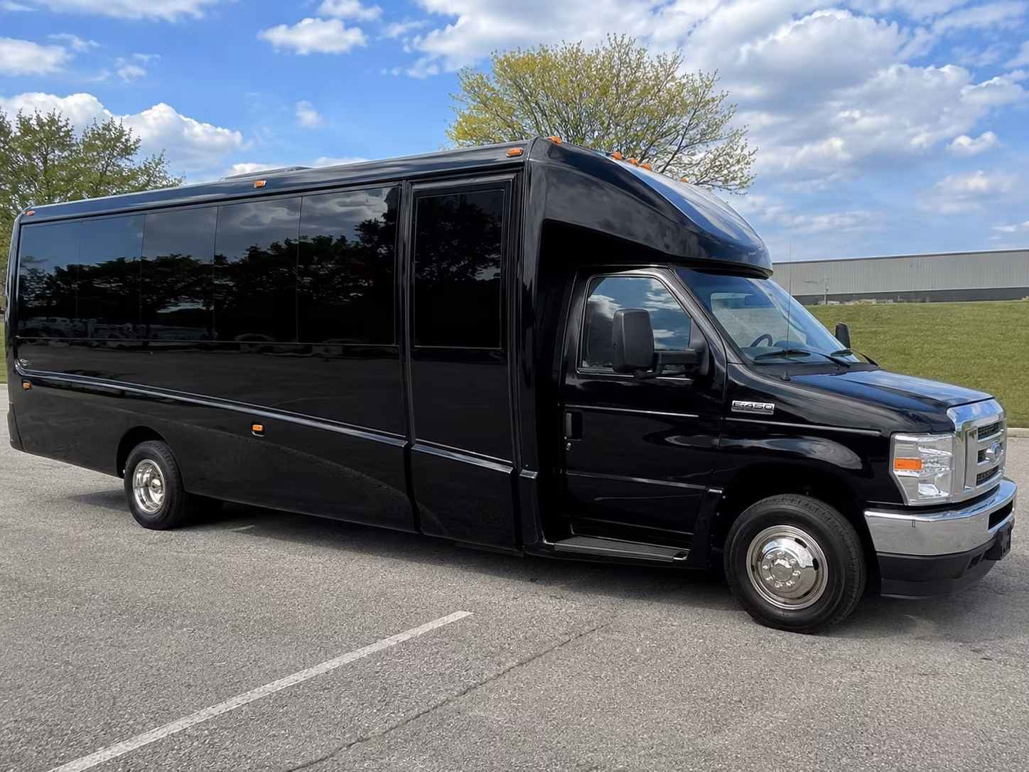 Newark Airport Shuttles & Transportation